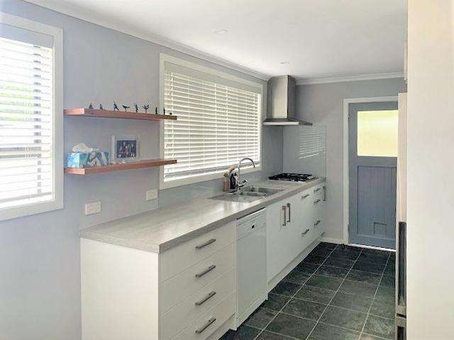 6 Ruanui Street Himatangi Beach_1