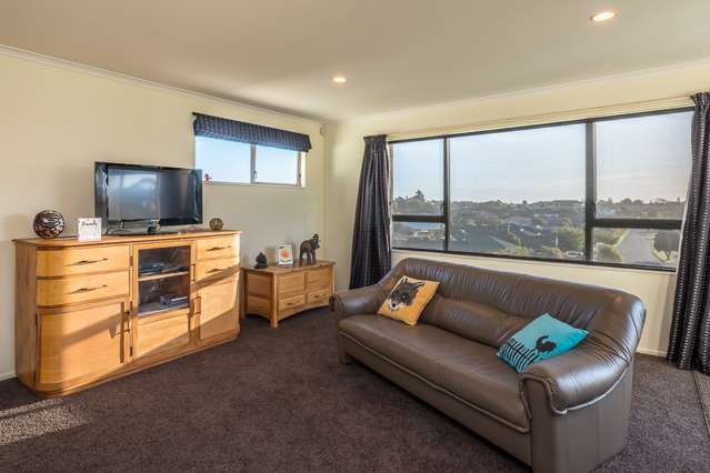 42 Harry Shaw Way Raumati South_2