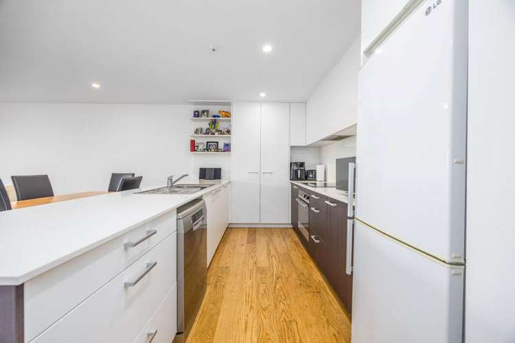 60/8 Thompson Park Road Mt Wellington_5