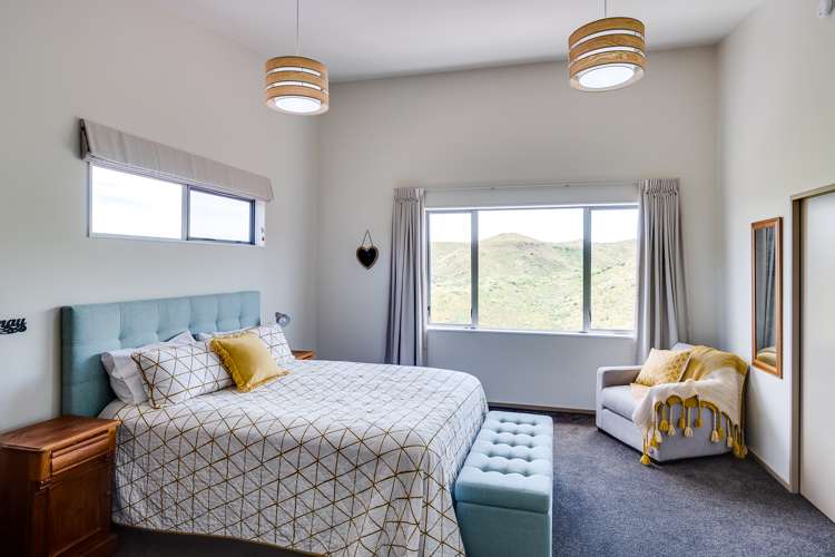 104 Tironui Drive Taradale_10