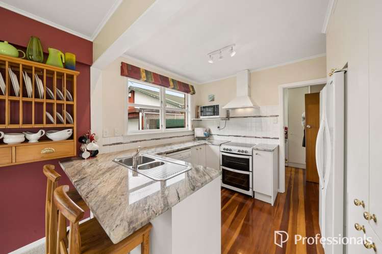 3 York Avenue Manor Park_14