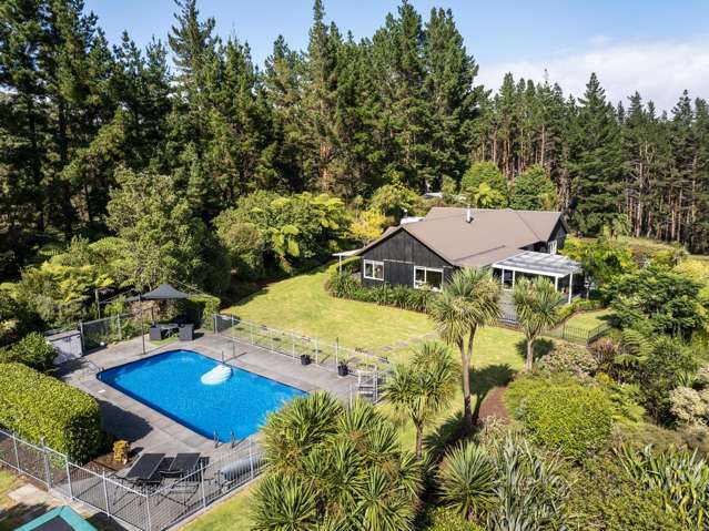 Two dwellings, views, privacy and lifestyle