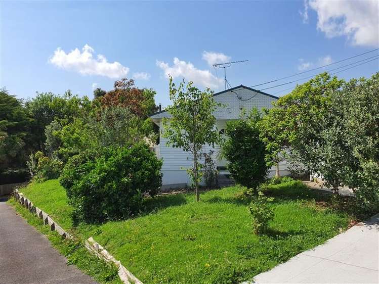 80 Boundary Road Blockhouse Bay_2