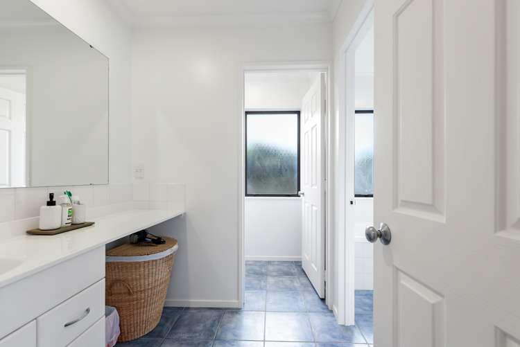 6 Callum Brae Drive Rototuna_11