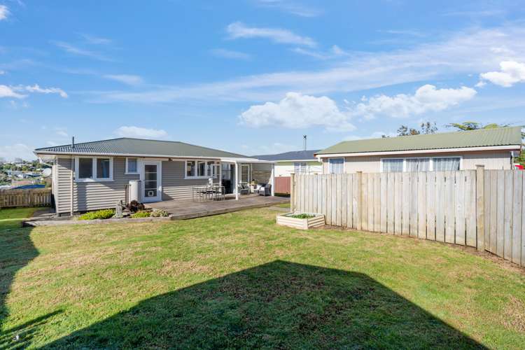 10 Ogle Crescent Kamo_15