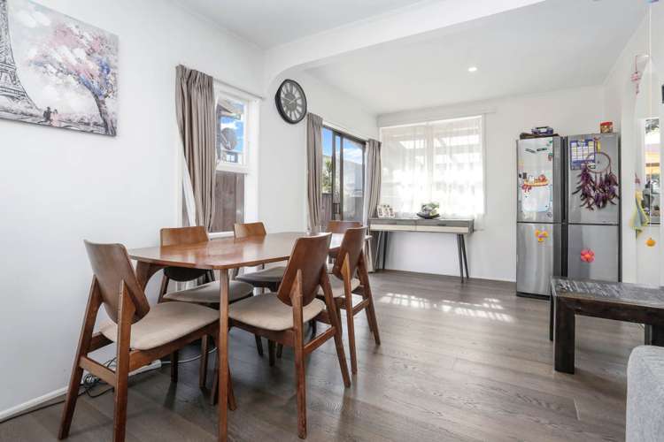 1/3 De Thiery Place Pakuranga Heights_6