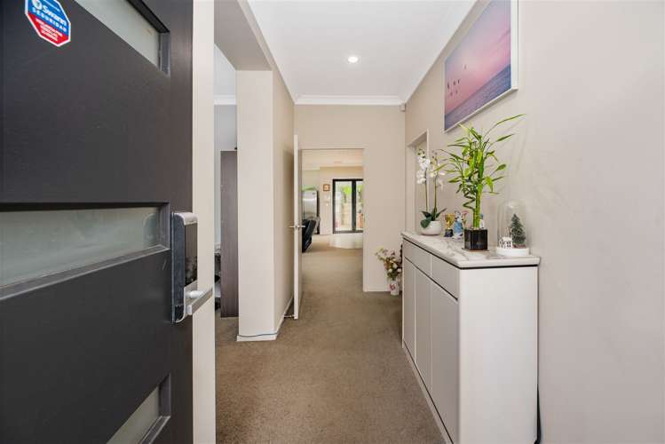 23 Midhurst Avenue Henderson_8