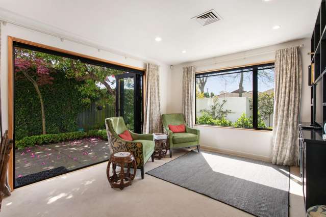 2/31A Garden Road Merivale_4