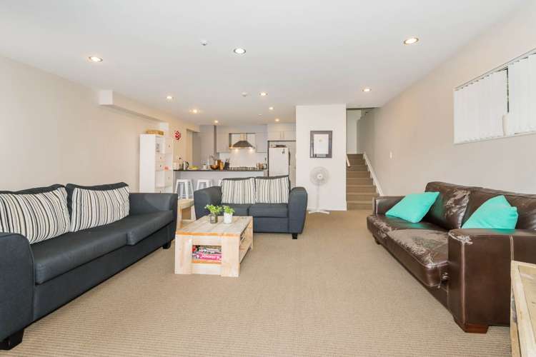 4/75 Tamahere Drive Glenfield_5