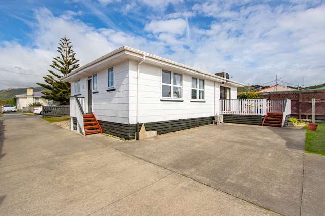 36 Whanga Crescent Titahi Bay_1