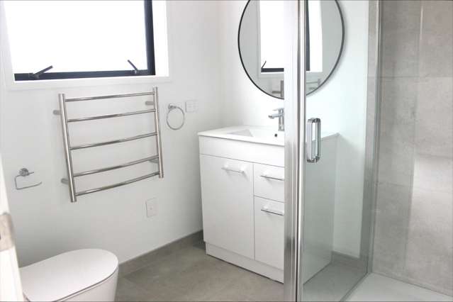 30 Wilshire Drive 10917_3