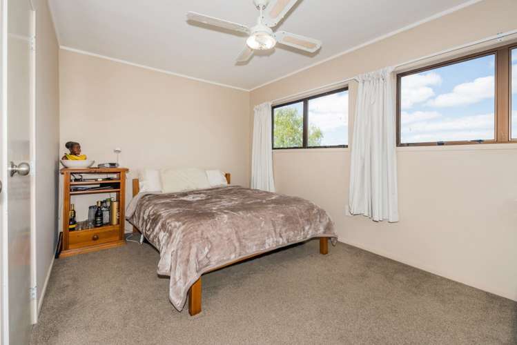 21 John Downs Drive Browns Bay_13