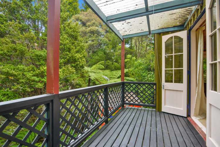 5 Staley Road Parau_10