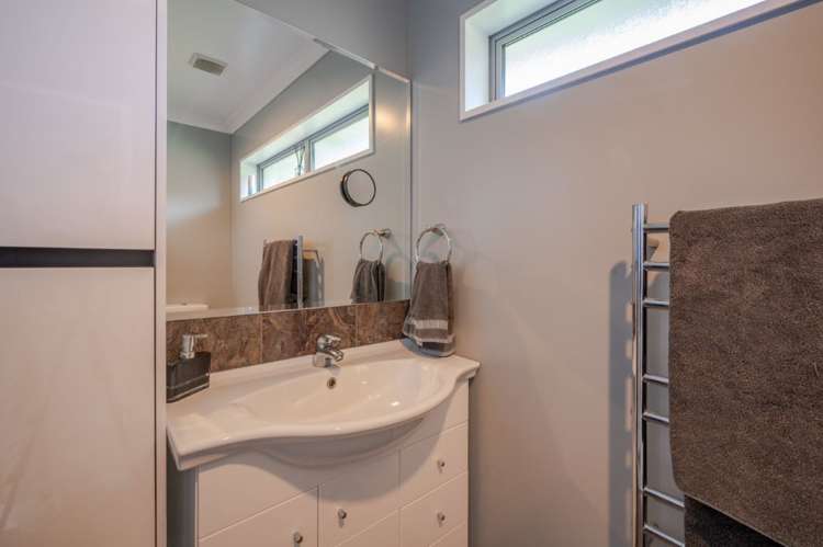 18 Monarch Drive Robinsons Bay_23