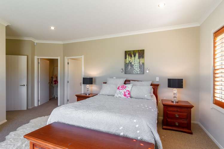 126 Kent Terrace Taradale_10