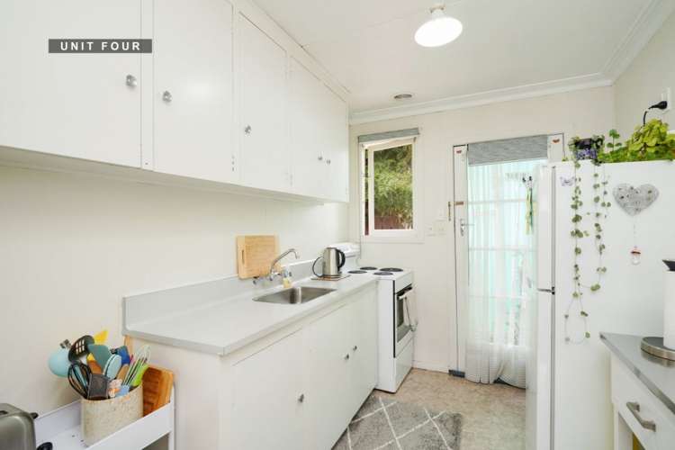Unit 1-4, 15 Clifton Street Windsor_33