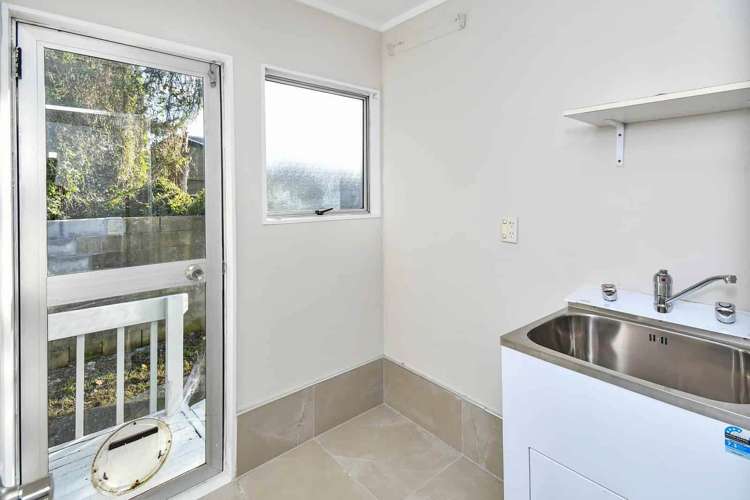 2/7 Rice Crescent Papakura_5