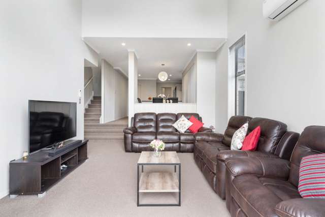 14 Hirimate Place Flat Bush_3