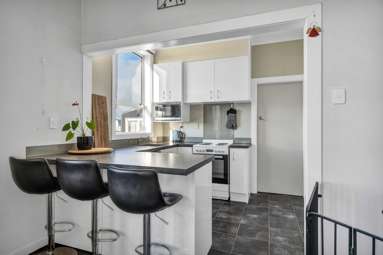 477A Pembroke Road West_1