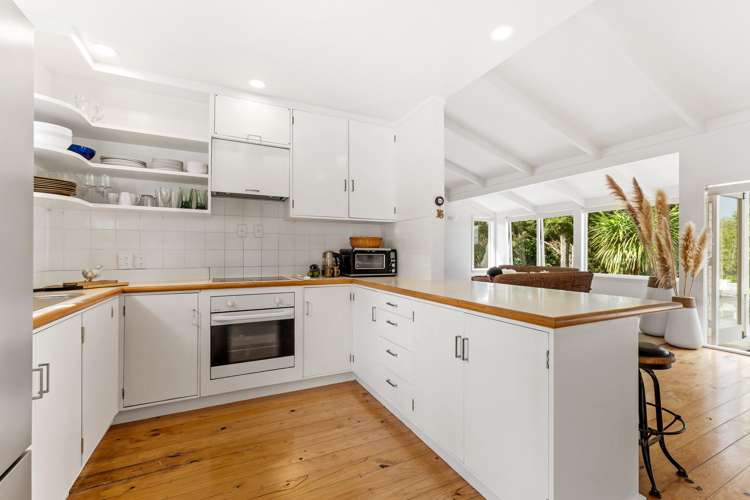 16 Grand View Road Matheson Bay_13