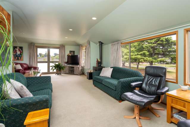 15A Menin Road Onekawa_1