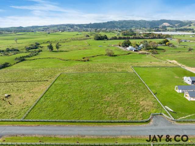 Must Be Sold - Lifestyle Section Gated Community
