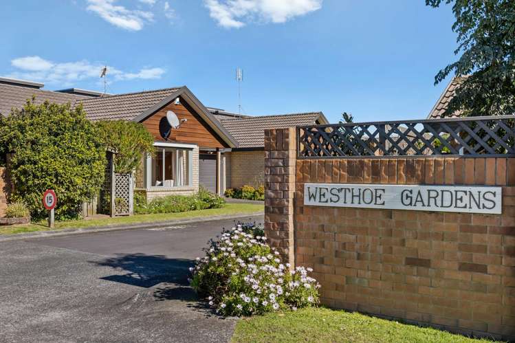 14/262 Centreway Road Orewa_19