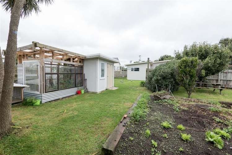 4 Ohawe Terrace Hawera_26
