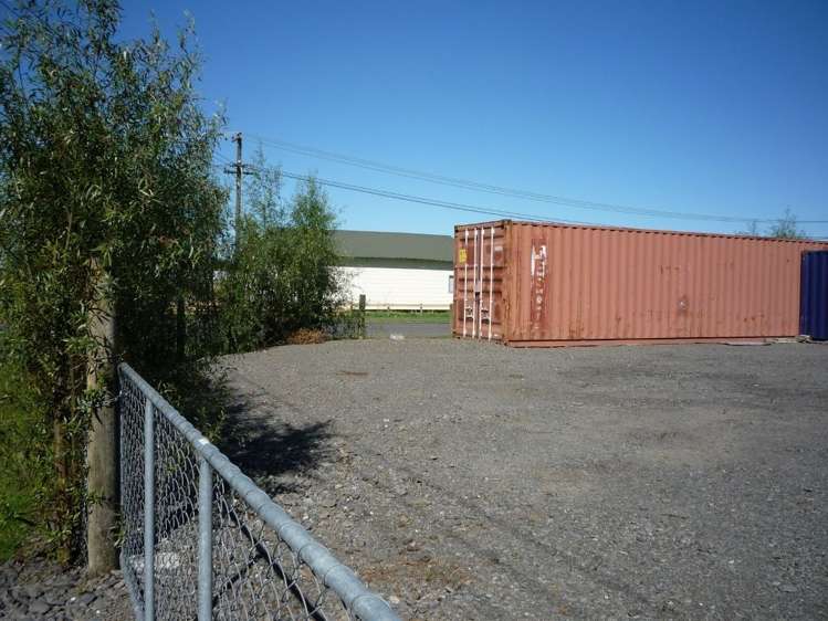 15 Wings Line Marton_4