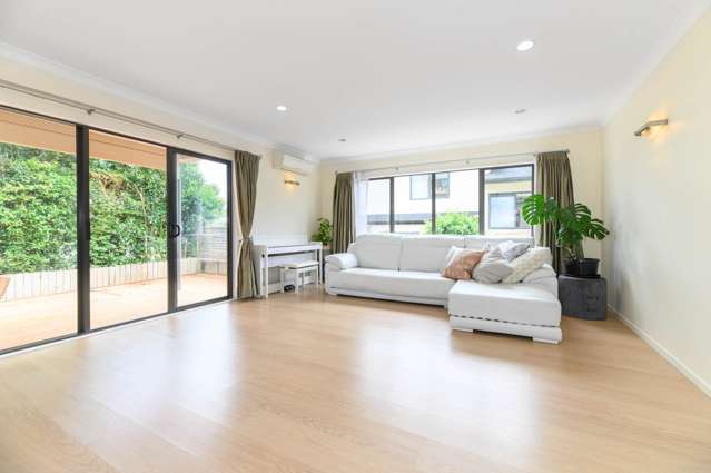 2/150 Forrest Hill Road Forrest Hill_1