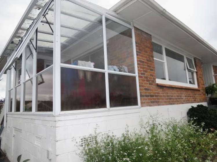 72 Elliot Street Pahurehure_21