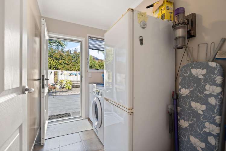 43 Seaview Road Cable Bay_18