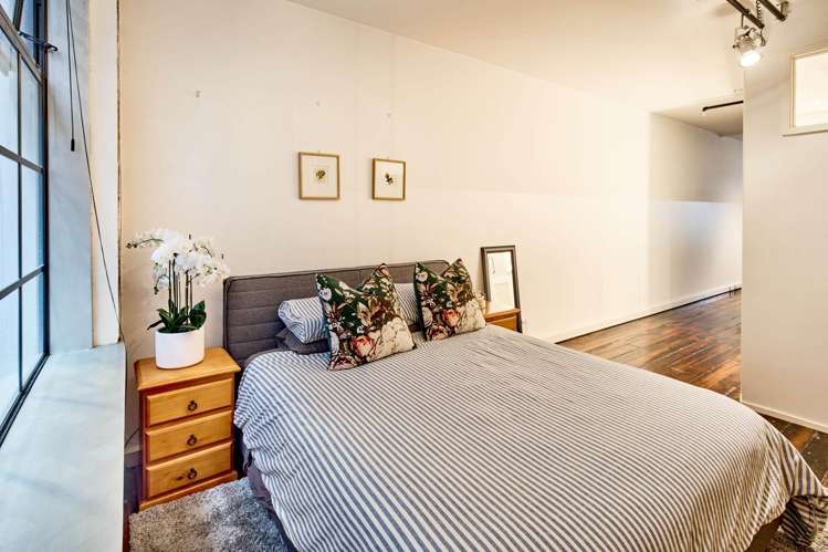 8/20 Egmont Street Wellington Central_5