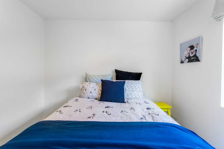 33a Luplau Crescent Cockle Bay_19