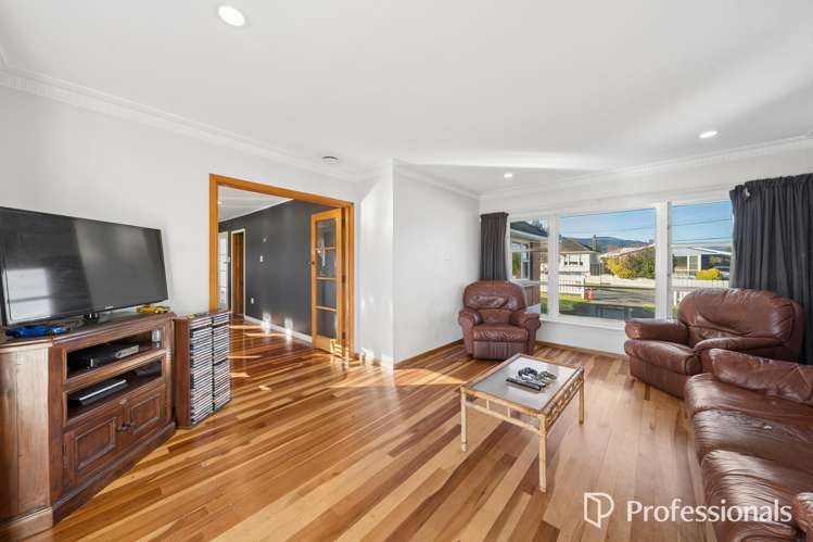 38 Russell Road Wainuiomata_1