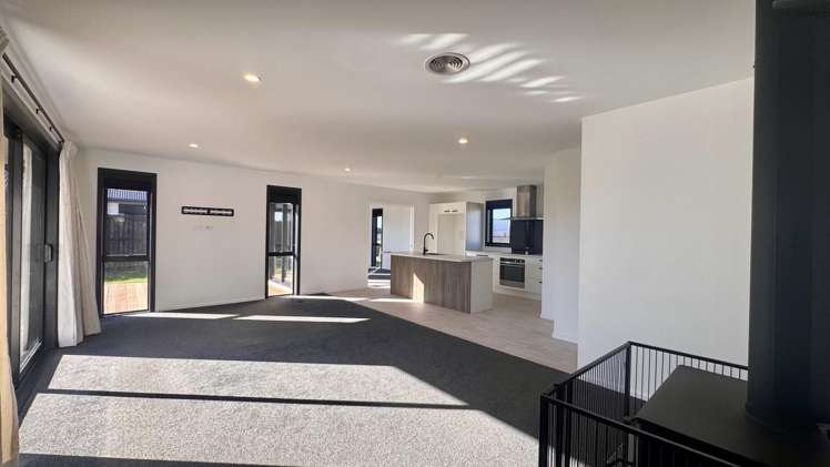 6 Westmorland Avenue Darfield_1