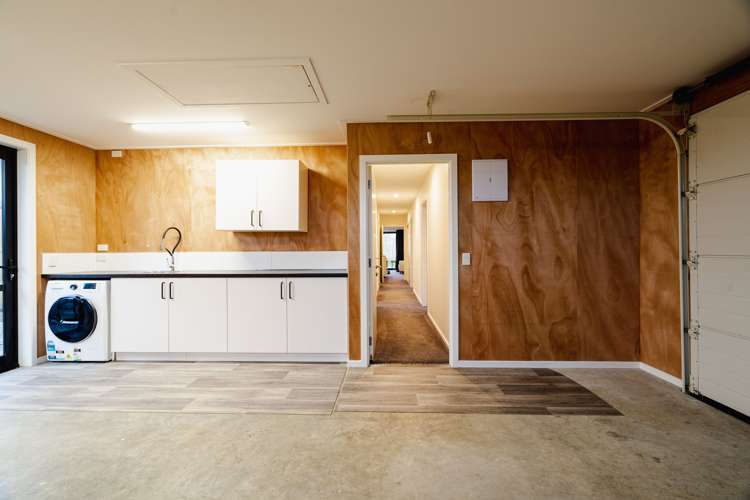 94 Main Road Fairfield_19