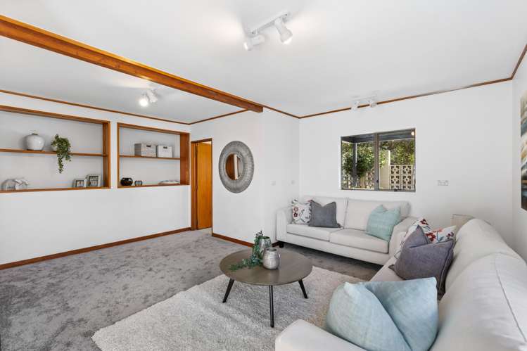 1/63 Churchill Road Murrays Bay_23