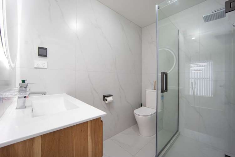 6/684 Te Atatu Road Te Atatu Peninsula_21