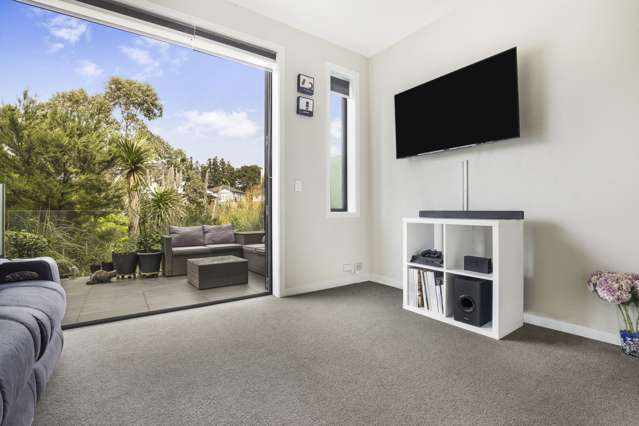 72 Norwood Drive Flat Bush_1