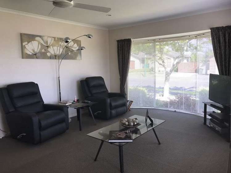 6 Newbliss Crescent East Tamaki Heights_2