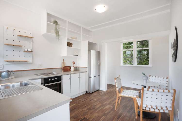 32 McEntee Road Waitakere_3