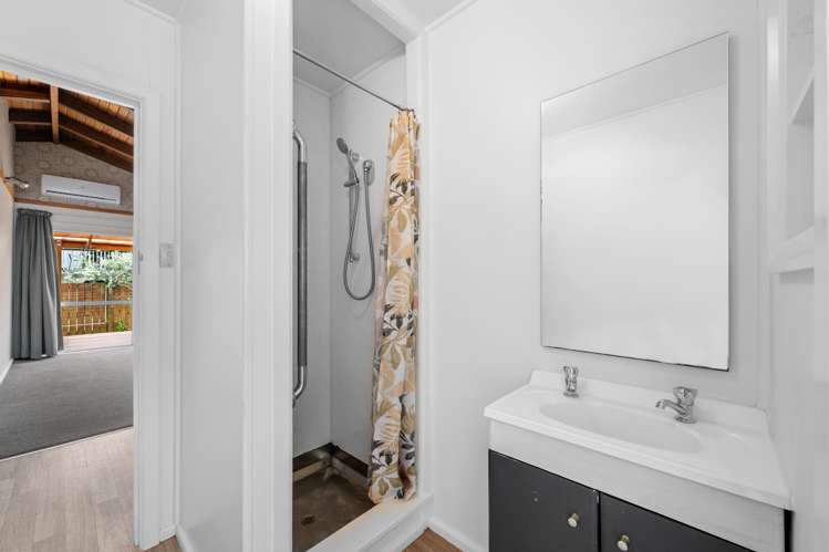 46 Beach Road Waikawa_19