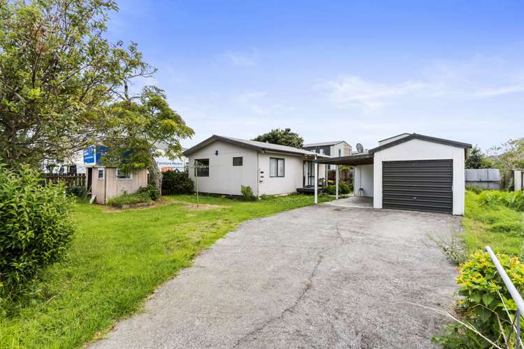 8 Berkeley Road Manurewa_11