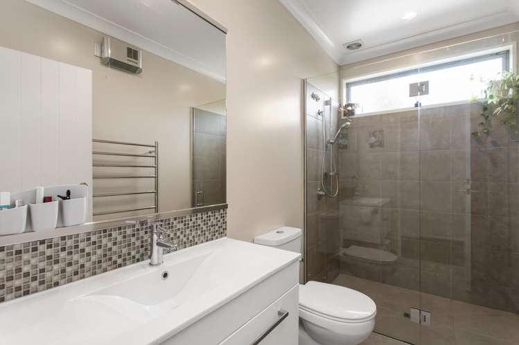 16 Queenswood Gardens Mairehau_11