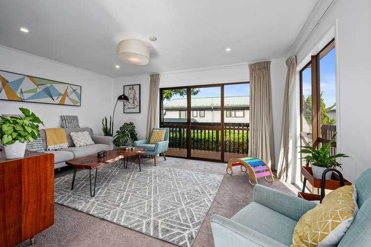 1/105 Sunset Road Totara Vale_8