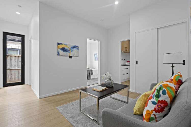 17 Black Beech Crescent Takanini_11