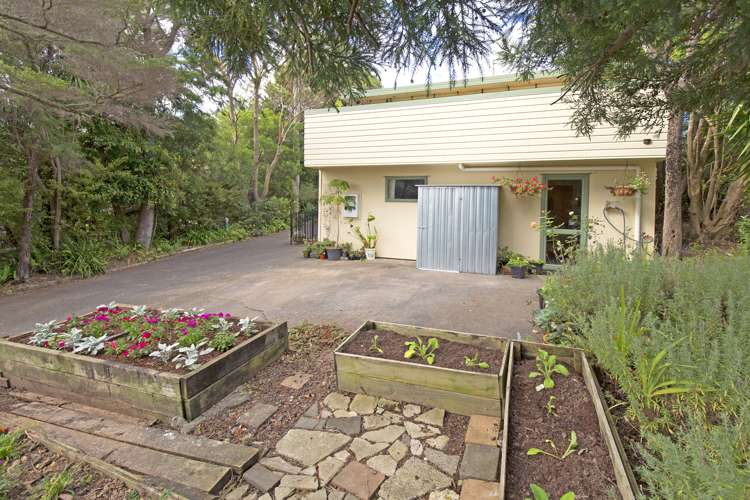68a Gledstane Road Stanmore Bay_18
