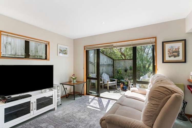 11 Preston Way Ngaio_1