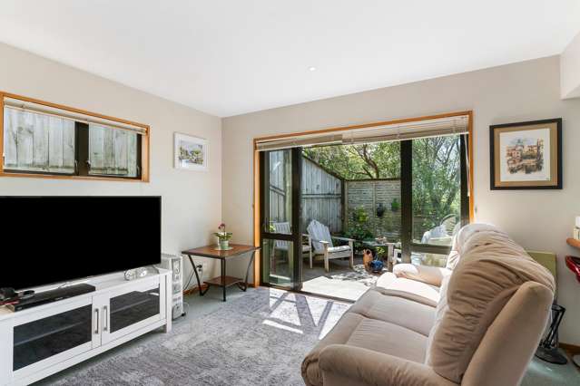 11 Preston Way Ngaio_1